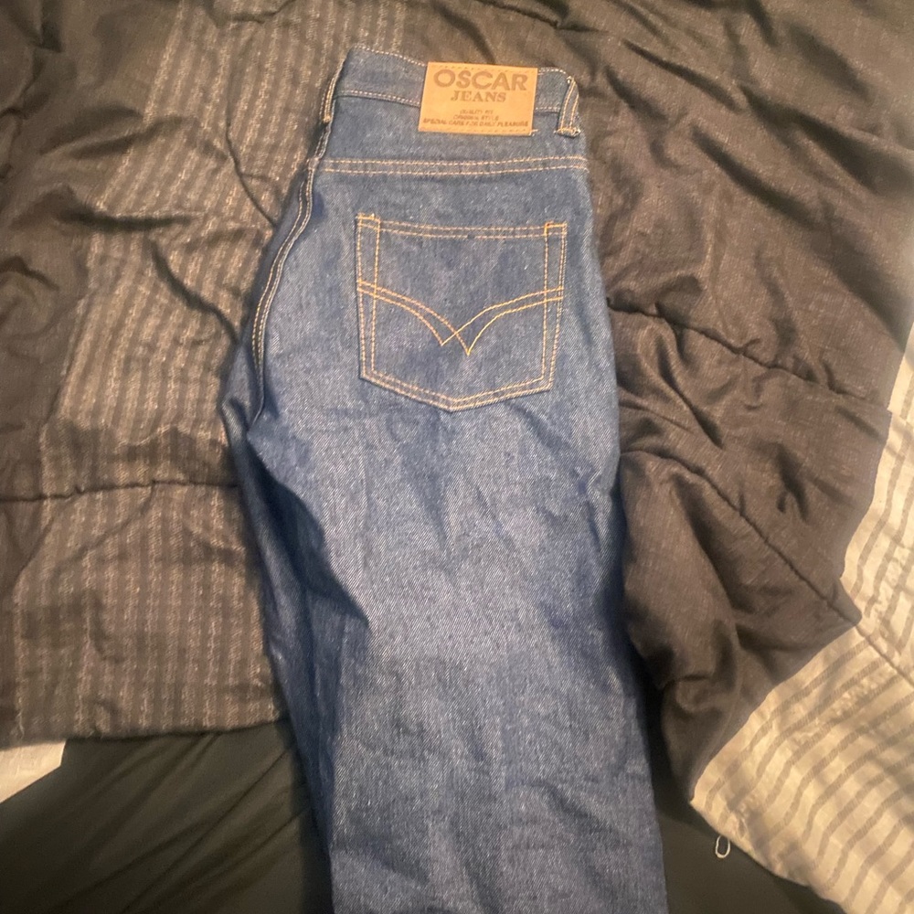 Lmk you gotta be in Bakersfield these are like 30-32